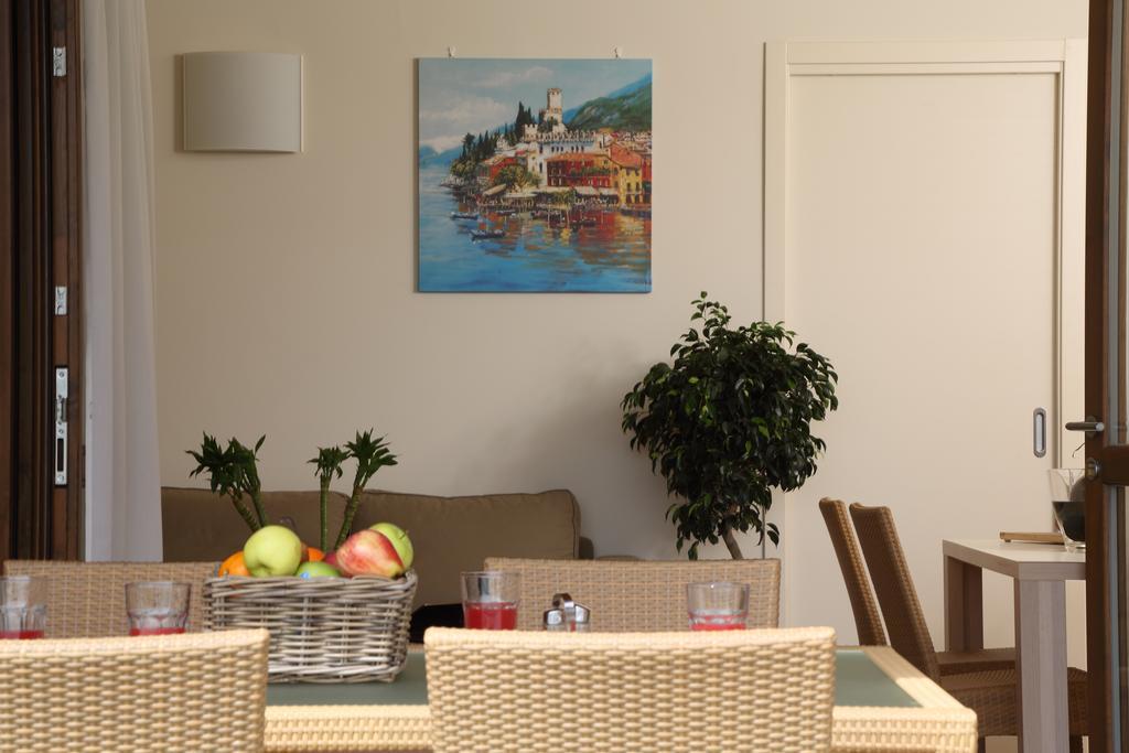 Appartamenti Corte Leonardo Garda  Exterior foto