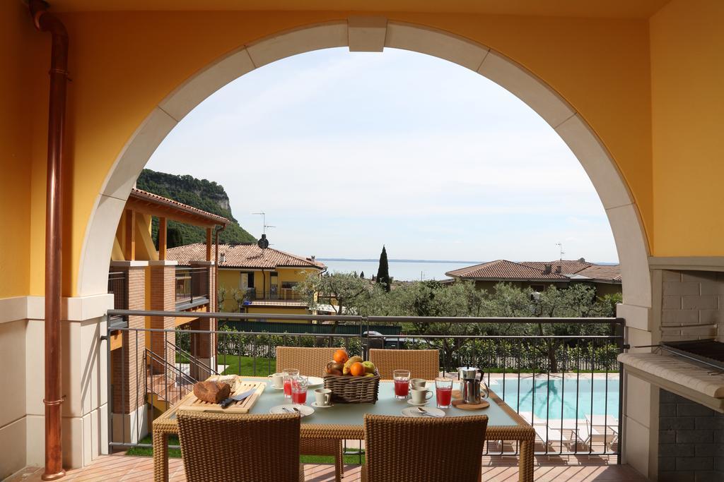 Appartamenti Corte Leonardo Garda  Quarto foto
